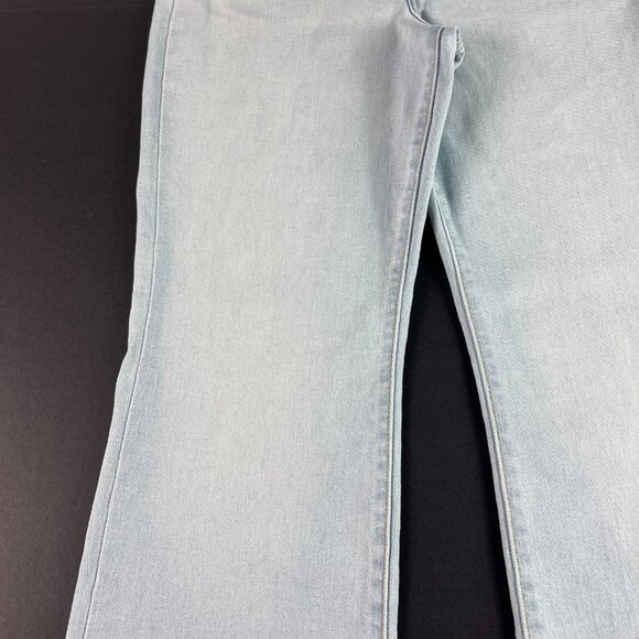 Levi's Jeans Women's 29x32* Ribcage High Rise Boot Cut Light Blue Denim Tag 30 - Picture 4 of 16